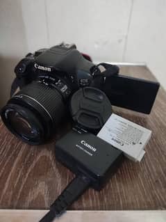 Canon EOS 700D