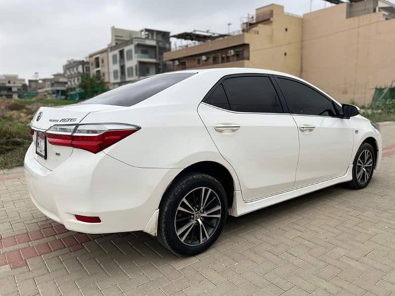 Toyota Corolla Altis automatic 2020 9