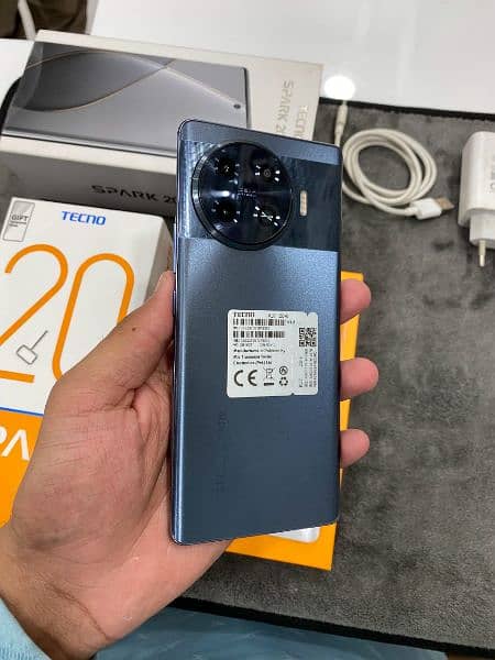 Tecno Spark 20 Pro Plus
8/256
Complete box
9.8/10 10day use 4