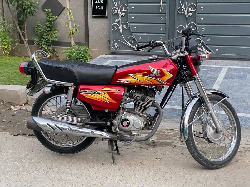 honda 125 very good condition for urgent sale 1