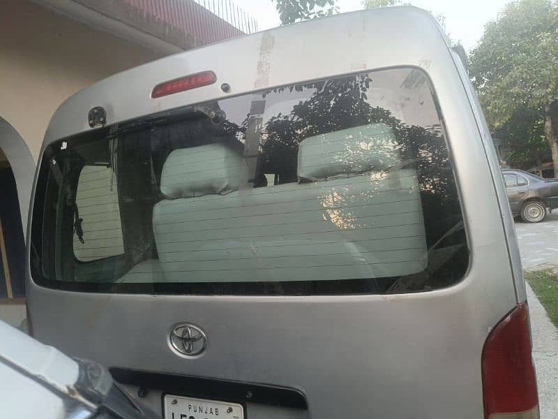 HiAce reconditioned 2010 excellent condition 2