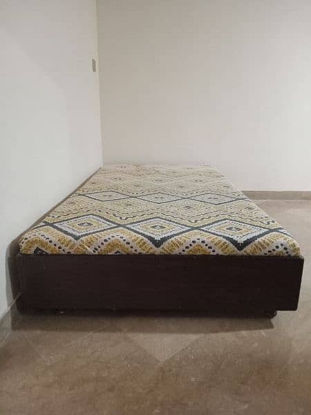 Down style singal bed 0