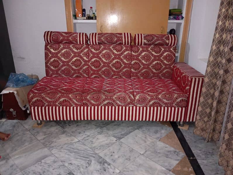 only one year used sofa is available for sale 1