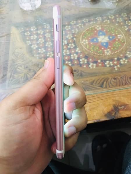 iPhone 6s (Rose gold 128gb) 2