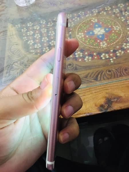 iPhone 6s (Rose gold 128gb) 3