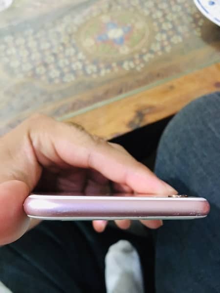 iPhone 6s (Rose gold 128gb) 5