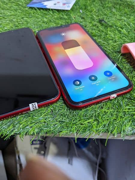 IPHONE XR NON PTA 64 GB 3