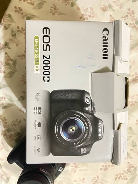 Canon EOS 2000D with 18-55mm Lens 0