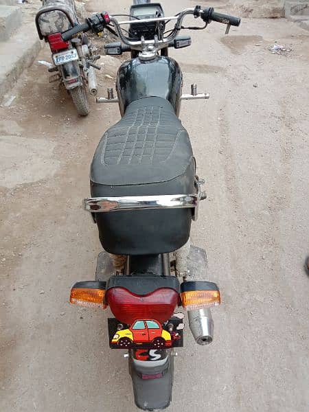 Dhoom 70cc 2