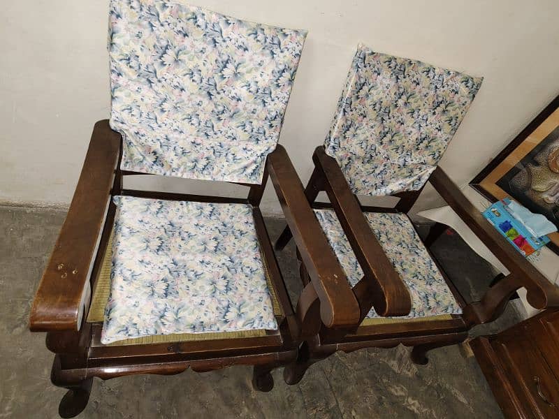 Wooden chairs set with cushions 1