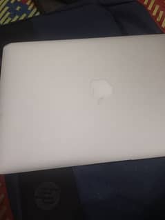 MacBook