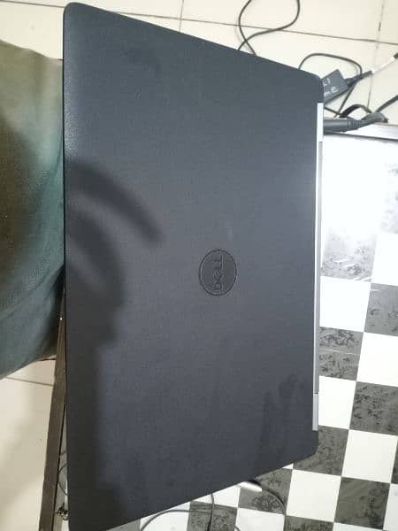 Dell intel core i5-6th gen with 2gb AMD graphic card 2