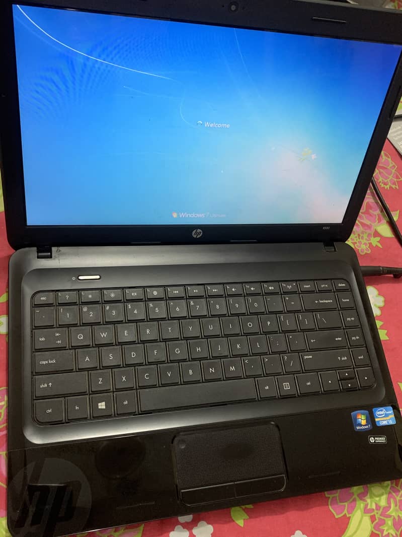 Hp brand used laptop for sale core i3 2 generation 1