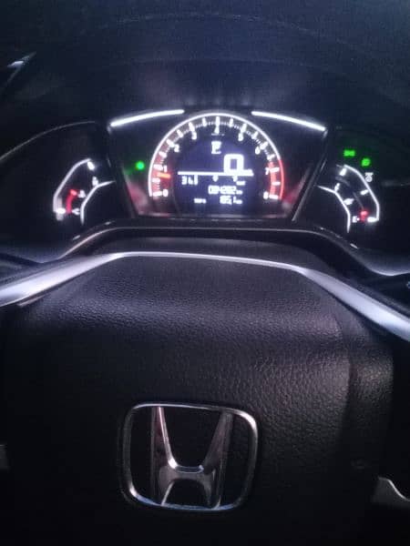 Honda Civic Oriel 2018 9