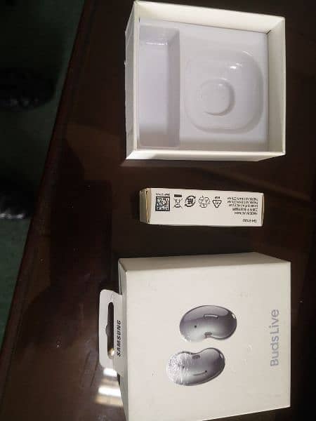 Samsung SM-R180 Air Buds 2