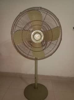 Wahid pedestal fan for sale almost new condition