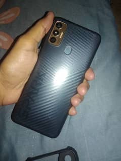 Tecno spark 7t