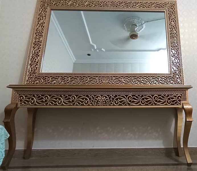 beauty full dressing table new condition 1