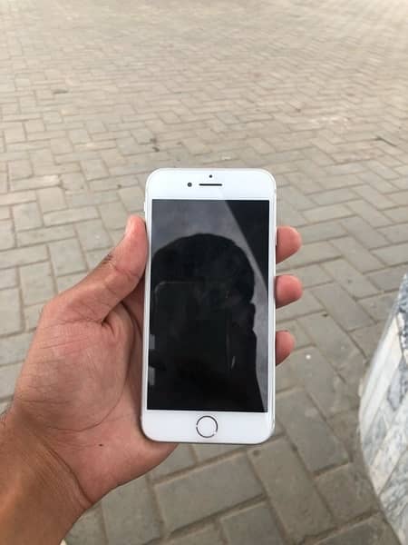 iPhone 8 non pta 1