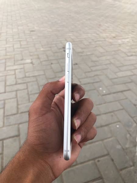 iPhone 8 non pta 2