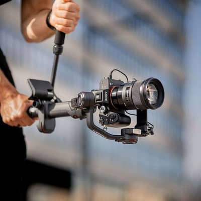 need account & stock manager in Camera accessories shop 0324-9107656