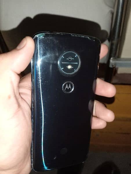 Motorola G6 play . only phone. . 1