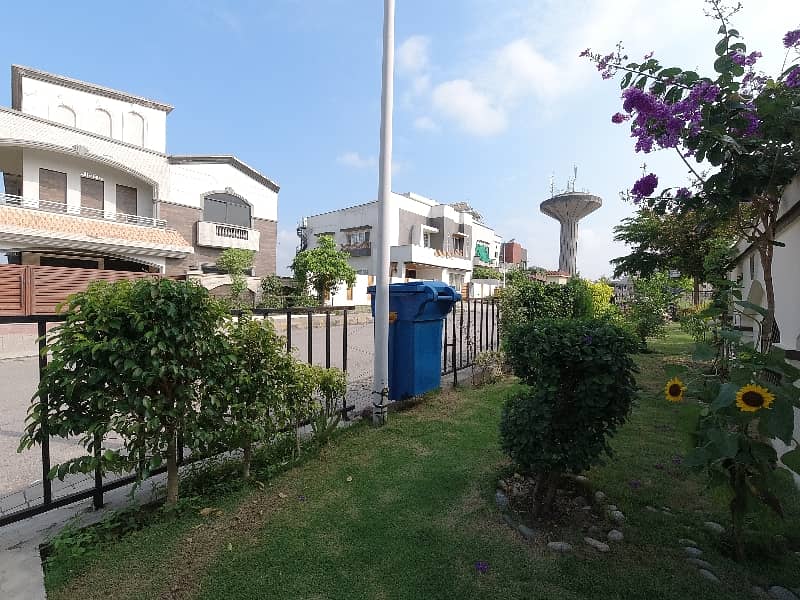 House Of 13 Marla Is Available In Contemporary Neighborhood Of Bahria Town Rawalpindi 21