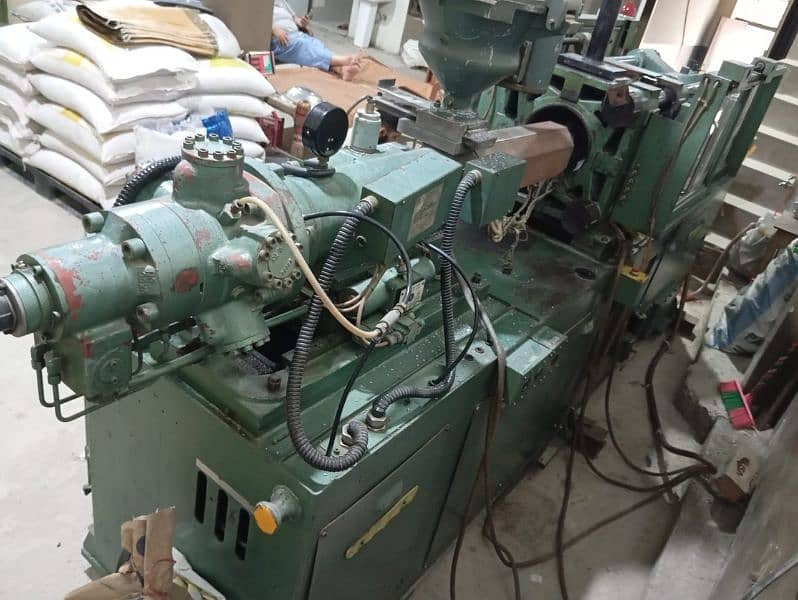 Auto Moulding Machine 2