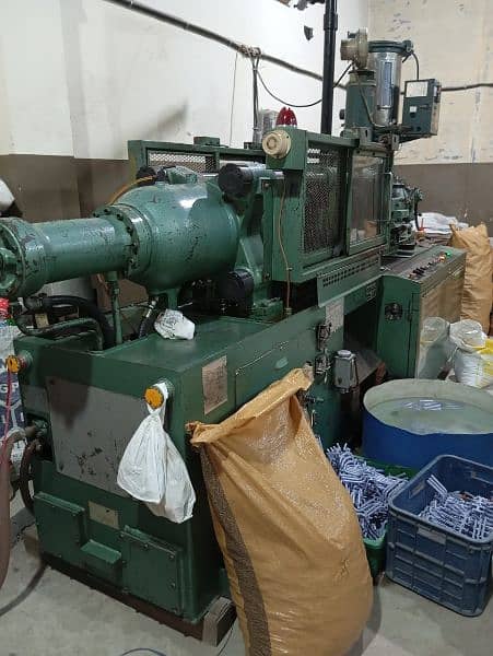 Auto Moulding Machine 3