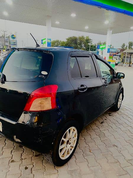 Toyota Vitz 2007/2012 well maintained 3