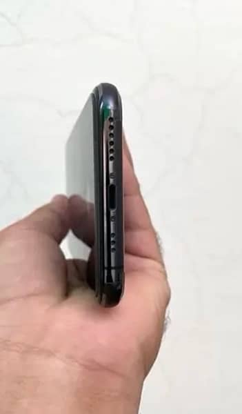 iphone 11 pro 64 GB PTA approved 1