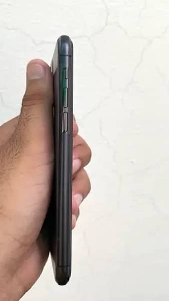 iphone 11 pro 64 GB PTA approved 3