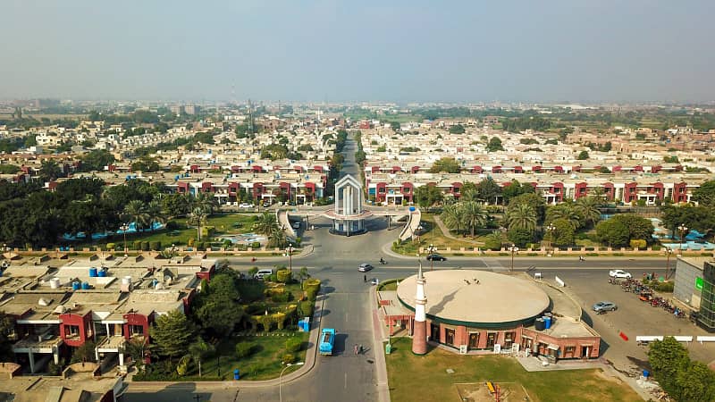 1.33 Marla Commercial Plot Available In Jinnah Block Bahria Town Lahore 4