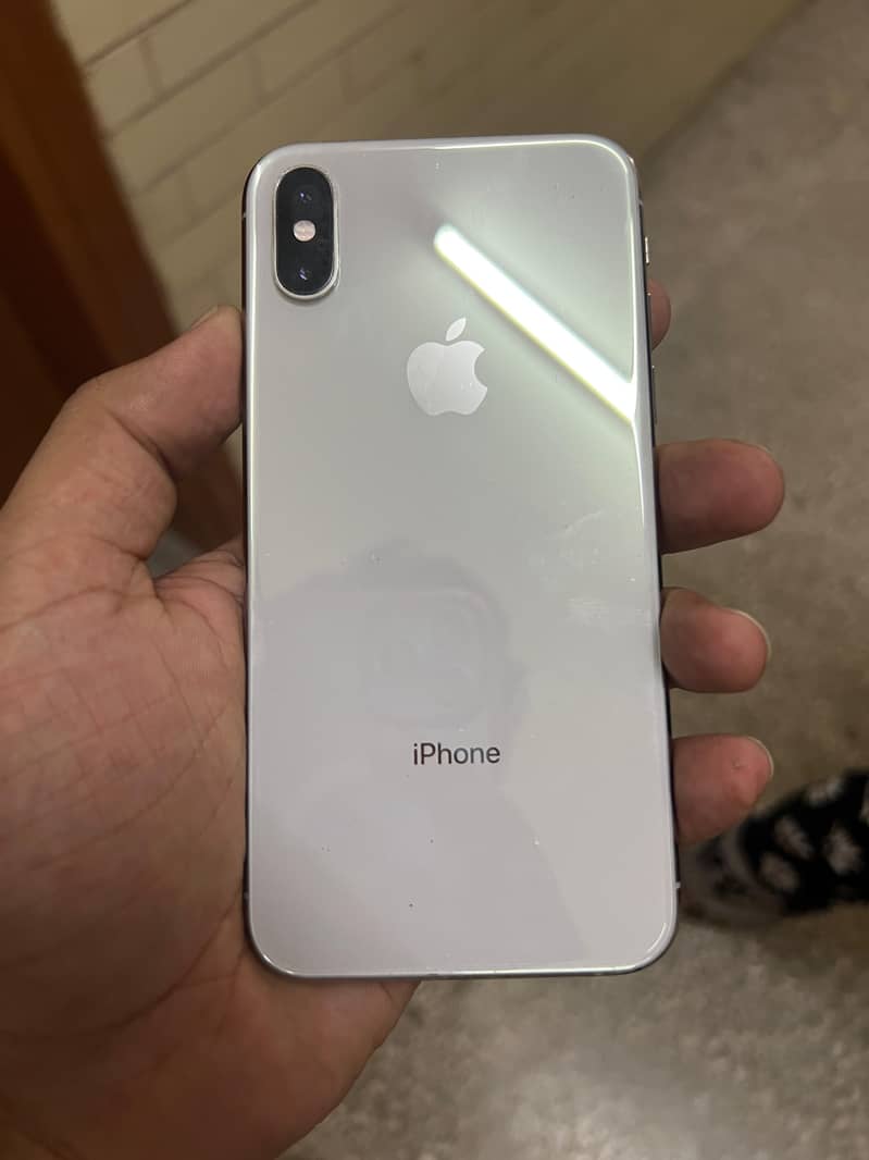 IPHONE XS (64GB) 3