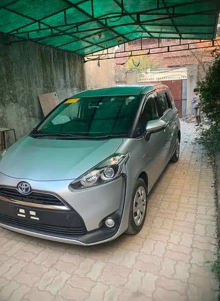 Toyota Sienta 2018 4