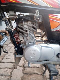 honda 125 condition 10 by 10 engine A one contact us 0321 5015279 0