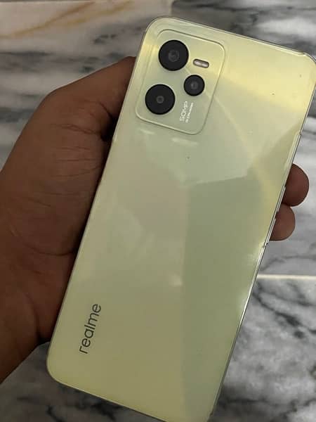 Realme C35 4