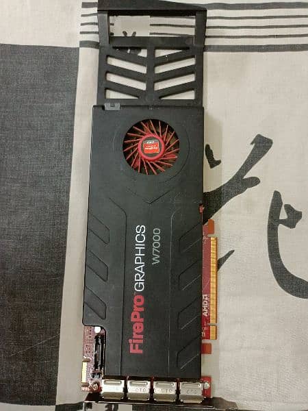 AMD FirePro GARAPHICS W7000 0