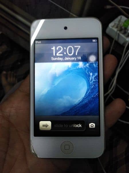 Apple ipod 4th generation 8GB 4