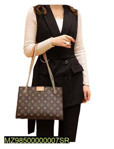 Modern LV Pattern Women's Shoulder Bag 3