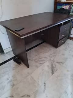 office desk table