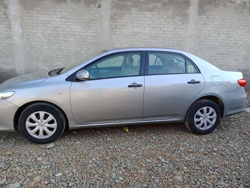 Toyota Corolla XLI 2013 6