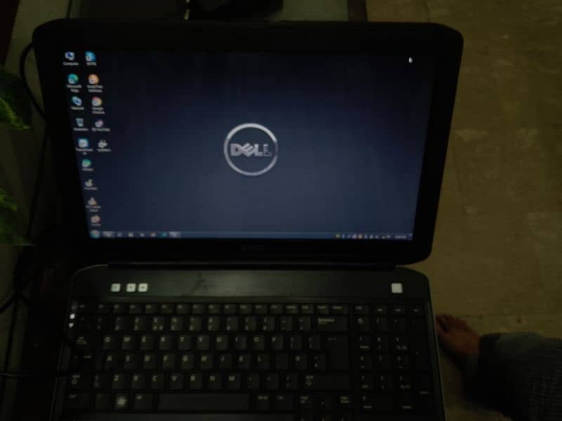 Dell laptop for seal 0