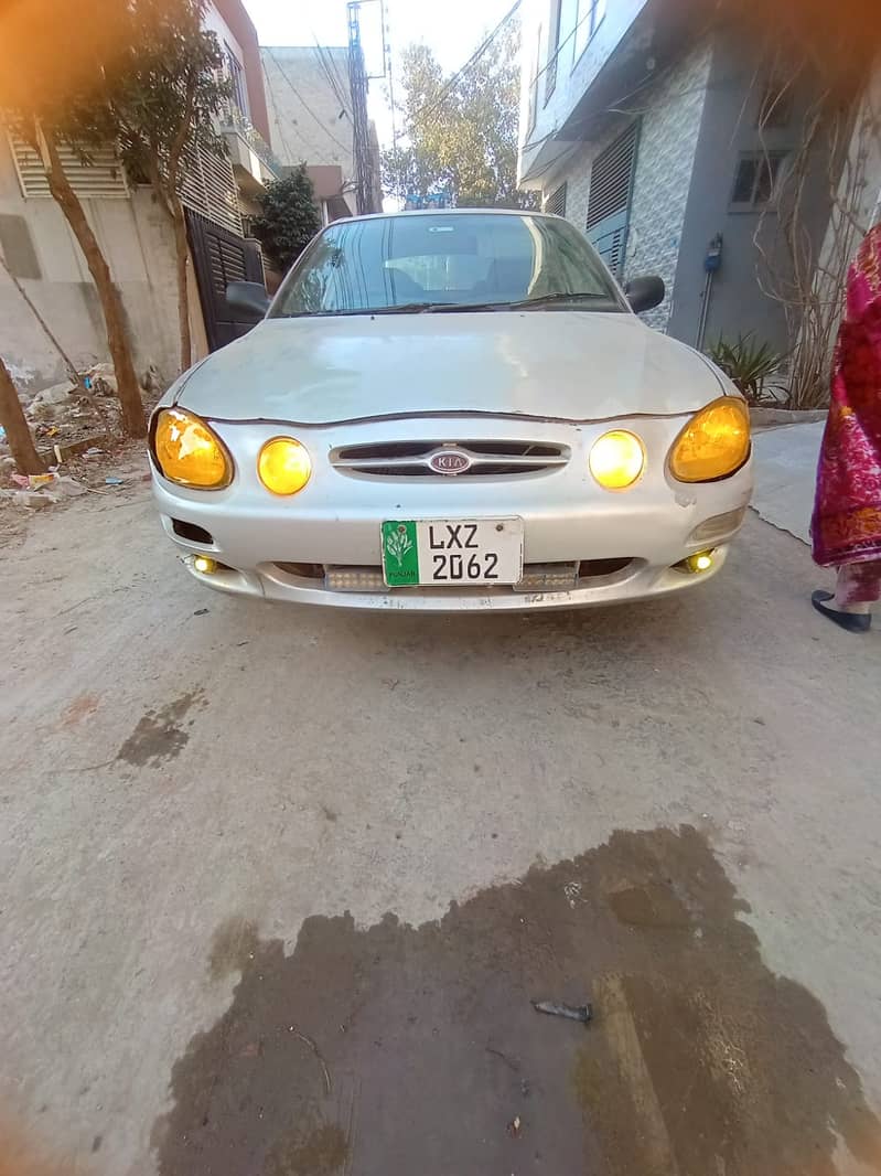 KIA Spectra 2001 10