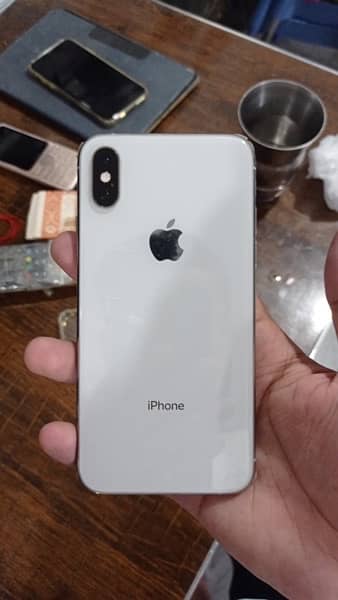 iPhone XS 0