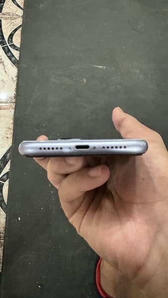 iphone 11 jv 64 GB 0