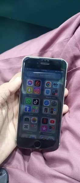 i phone SE Non PTA proof special Editing 128gb 1