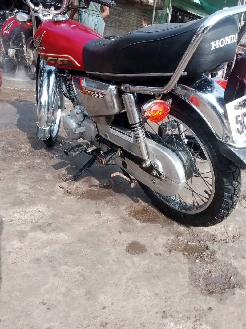 Honda CG 125 2022 3