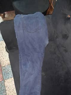 2 color of pants