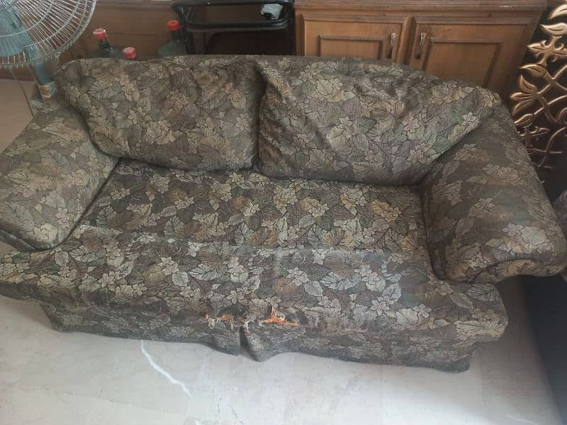 sale! 2 seater! sofa 0